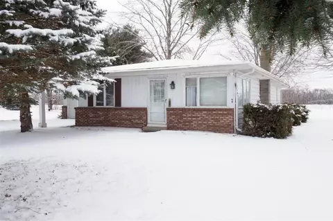 851 Vinewood, Mendon, MI 49072 photo 2