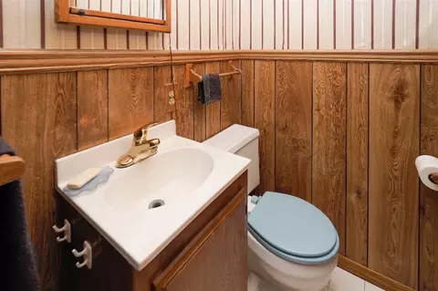 851 Vinewood, Mendon, MI 49072 photo 10