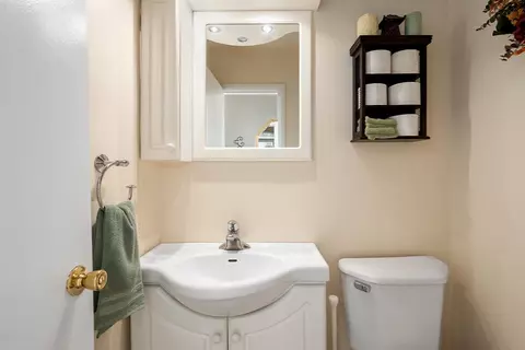 3932 Devonshire, Kalamazoo, MI 49006 photo 8