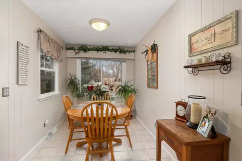 3932 Devonshire, Kalamazoo, MI 49006 photo 6