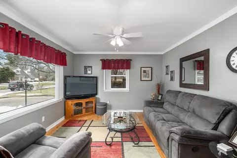 3932 Devonshire, Kalamazoo, MI 49006 photo 3