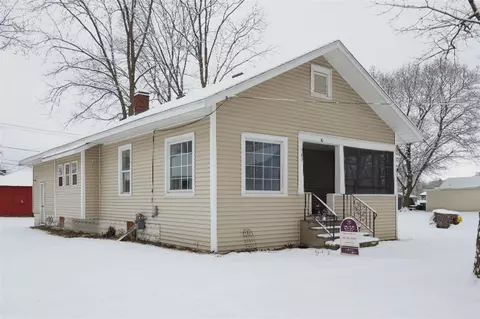 615 7th, Three Rivers, MI 49093 photo 1