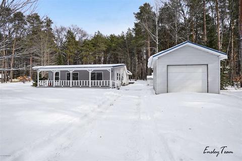 1710 Christine, Harrison, MI 48625 photo 1