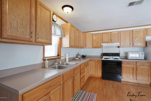 1710 Christine, Harrison, MI 48625 photo 13