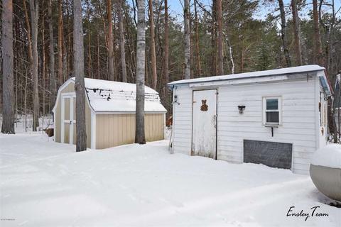 1710 Christine, Harrison, MI 48625 photo 9