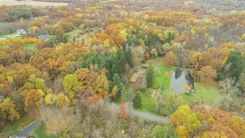 10285 36th, Lowell, MI 49331 photo 5
