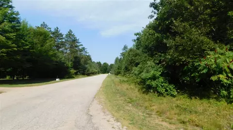 4931 Red Pne, Grant, MI 49327 photo 5
