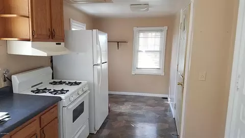 307 E Main, Ionia, MI 48846 photo 15