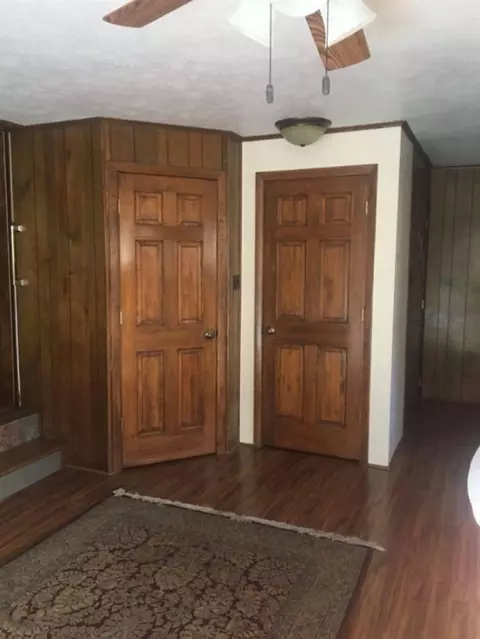 512 E Hanson, Whitehall, MI 49461 photo 18
