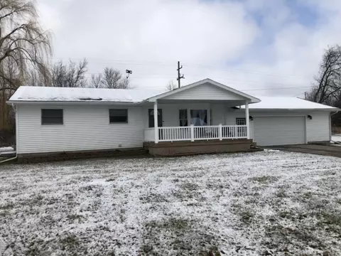 311 Johnson, Edmore, MI 48829 photo 1