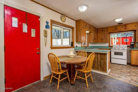 7863 N 39th, Augusta, MI 49012 photo 3
