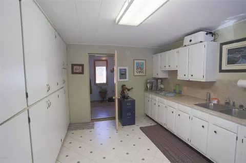 5181 Chief Okemos, Baldwin, MI 49304 photo 9
