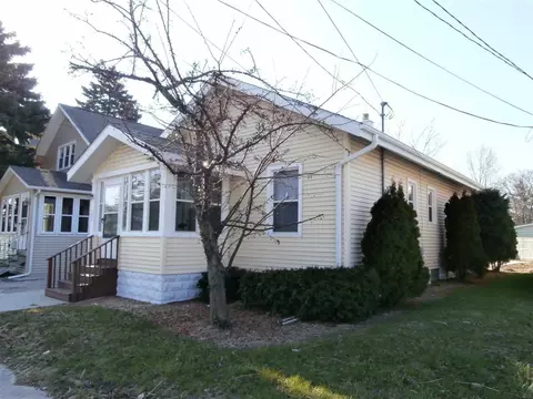 293 First, Manistee, MI 49660 photo 1