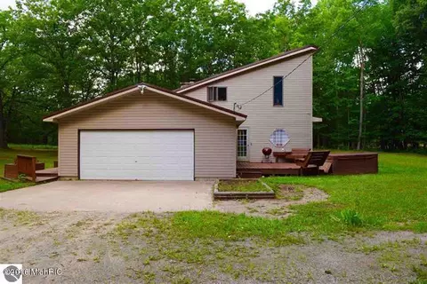 4019 Leckrone, Brethren, MI 49619 photo 9