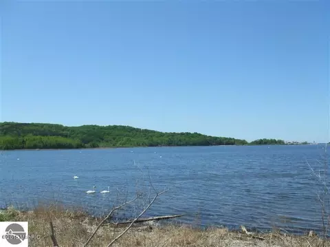 3344 Mariners, Arcadia, MI 49613 photo 7