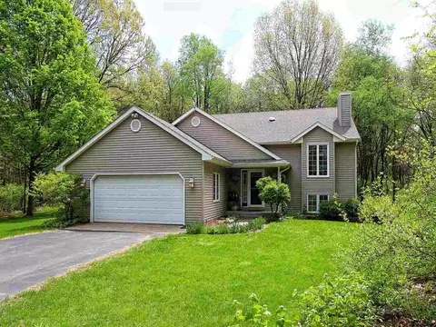 1940 Woodfern, Lowell, MI 49331 photo 2