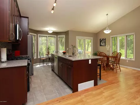 1940 Woodfern, Lowell, MI 49331 photo 16