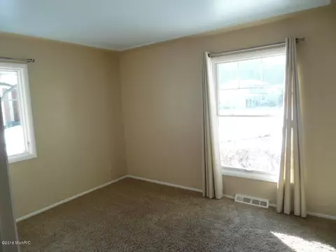 469 Edgeworthe, Ada, MI 49301 photo 10