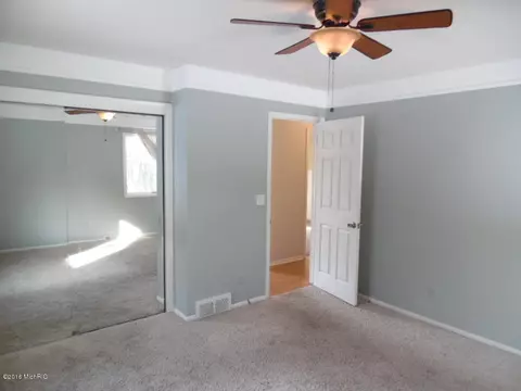 469 Edgeworthe, Ada, MI 49301 photo 15