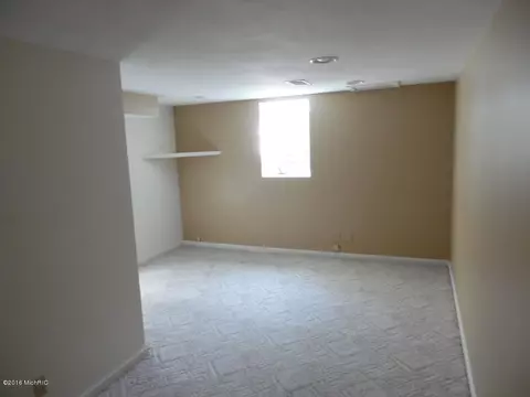 469 Edgeworthe, Ada, MI 49301 photo 25