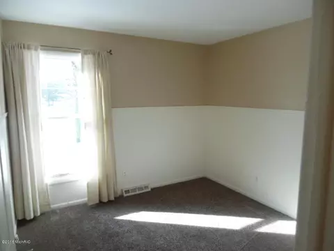 469 Edgeworthe, Ada, MI 49301 photo 13