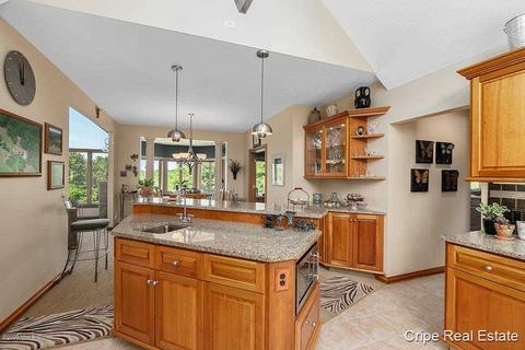 7855 Lessiter, Belding, MI 48809 photo 13