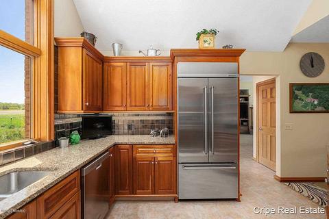 7855 Lessiter, Belding, MI 48809 photo 12