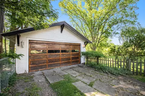 331 Portage, Three Rivers, MI 49093 photo 9