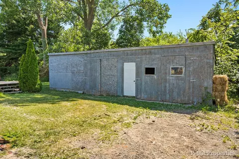 13575 S Jones, Eagle, MI 48822 photo 22