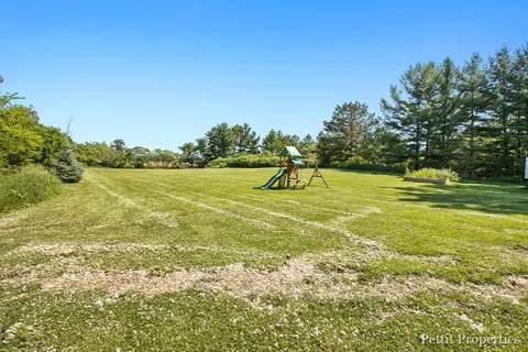 13575 S Jones, Eagle, MI 48822 photo 25