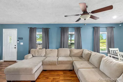 13575 S Jones, Eagle, MI 48822 photo 8