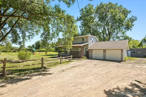 13575 S Jones, Eagle, MI 48822 photo 4