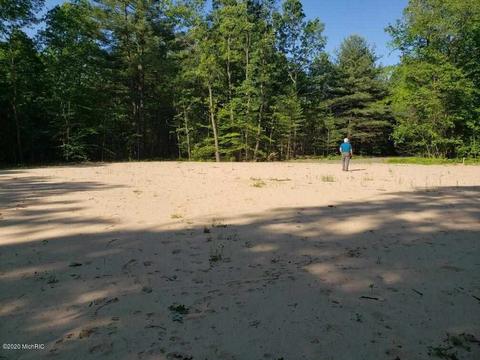 2580 Chapel, Dorr, MI 49323 photo 2