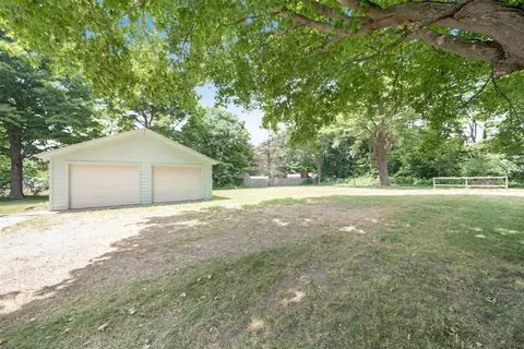 345 E Maple, Climax, MI 49034 photo 23