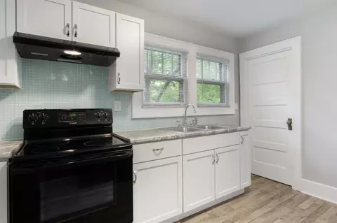 611 E Water, Cassopolis, MI 49031 photo 9