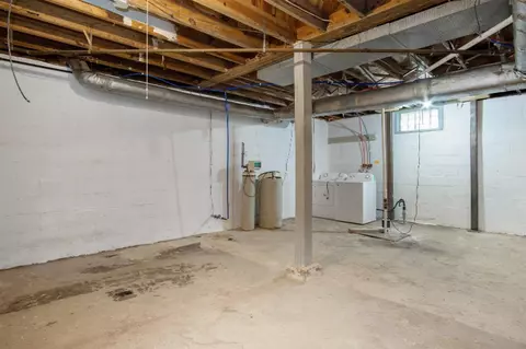 611 E Water, Cassopolis, MI 49031 photo 17