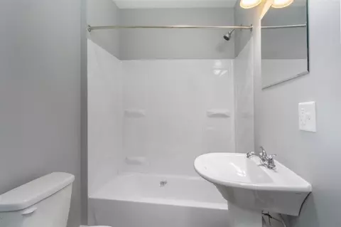 611 E Water, Cassopolis, MI 49031 photo 11