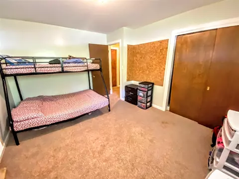 908 Cherry, Big Rapids, MI 49307 photo 12