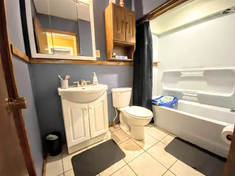 908 Cherry, Big Rapids, MI 49307 photo 10