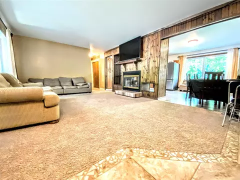 908 Cherry, Big Rapids, MI 49307 photo 4