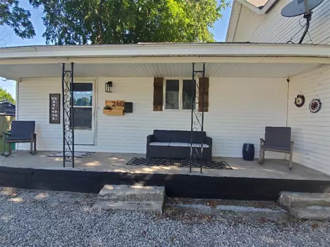 240 White Pigeon, Constantine, MI 49042 photo 5