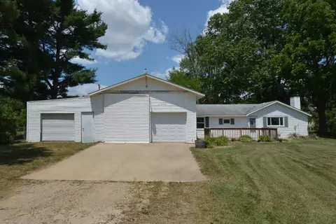 51978 Lang, Three Rivers, MI 49093 photo 2