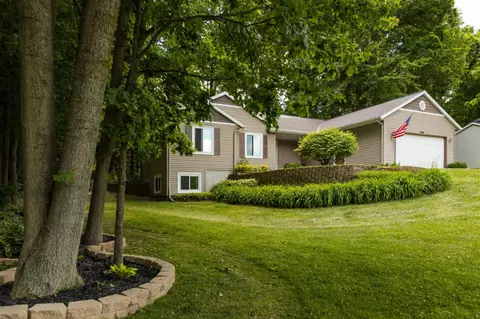 246 Fairway, Plainwell, MI 49080 photo 2
