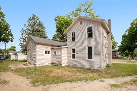 615 State, Three Rivers, MI 49093 photo 4