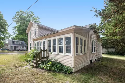 615 State, Three Rivers, MI 49093 photo 2