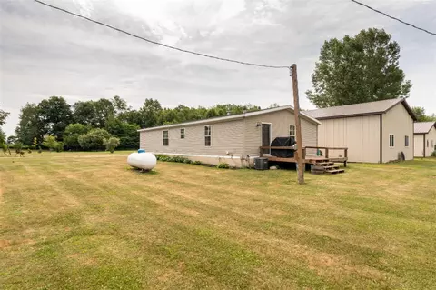 3761 Meade, Belding, MI 48809 photo 3