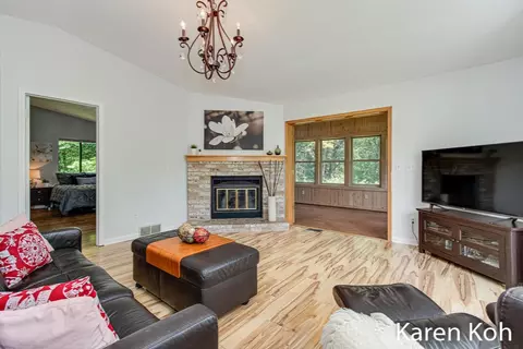 357 Alta Dl, Ada, MI 49301 photo 6