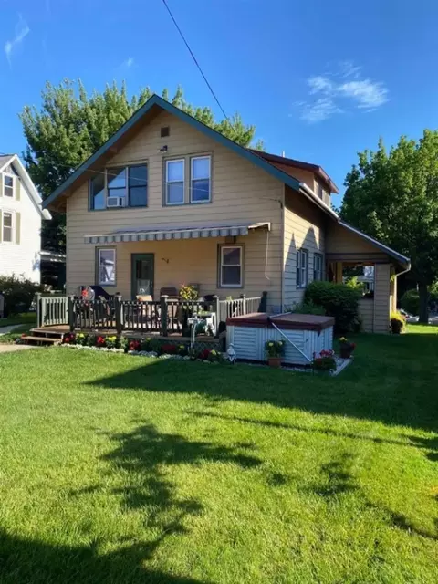 437 Second, Manistee, MI 49660 photo 37