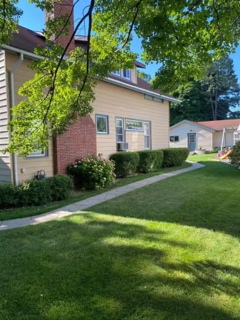 437 Second, Manistee, MI 49660 photo 33