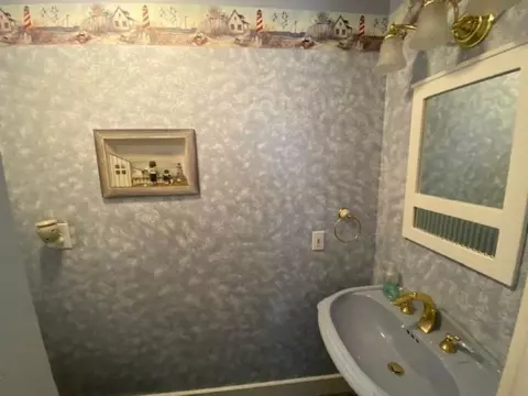 437 Second, Manistee, MI 49660 photo 19